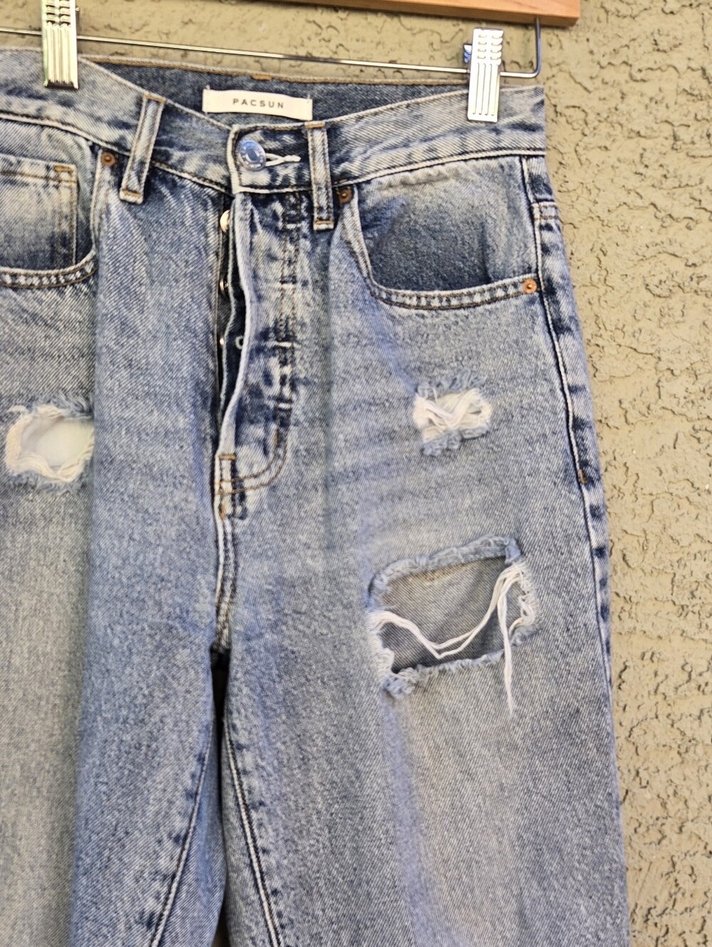 Pac Sun Dad Jeans Vintage-Style Distressed Light Blue Women’s Jeans - Picture 3 of 11